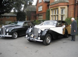 Classic 1950s Bentley for wedding hire in Ascot